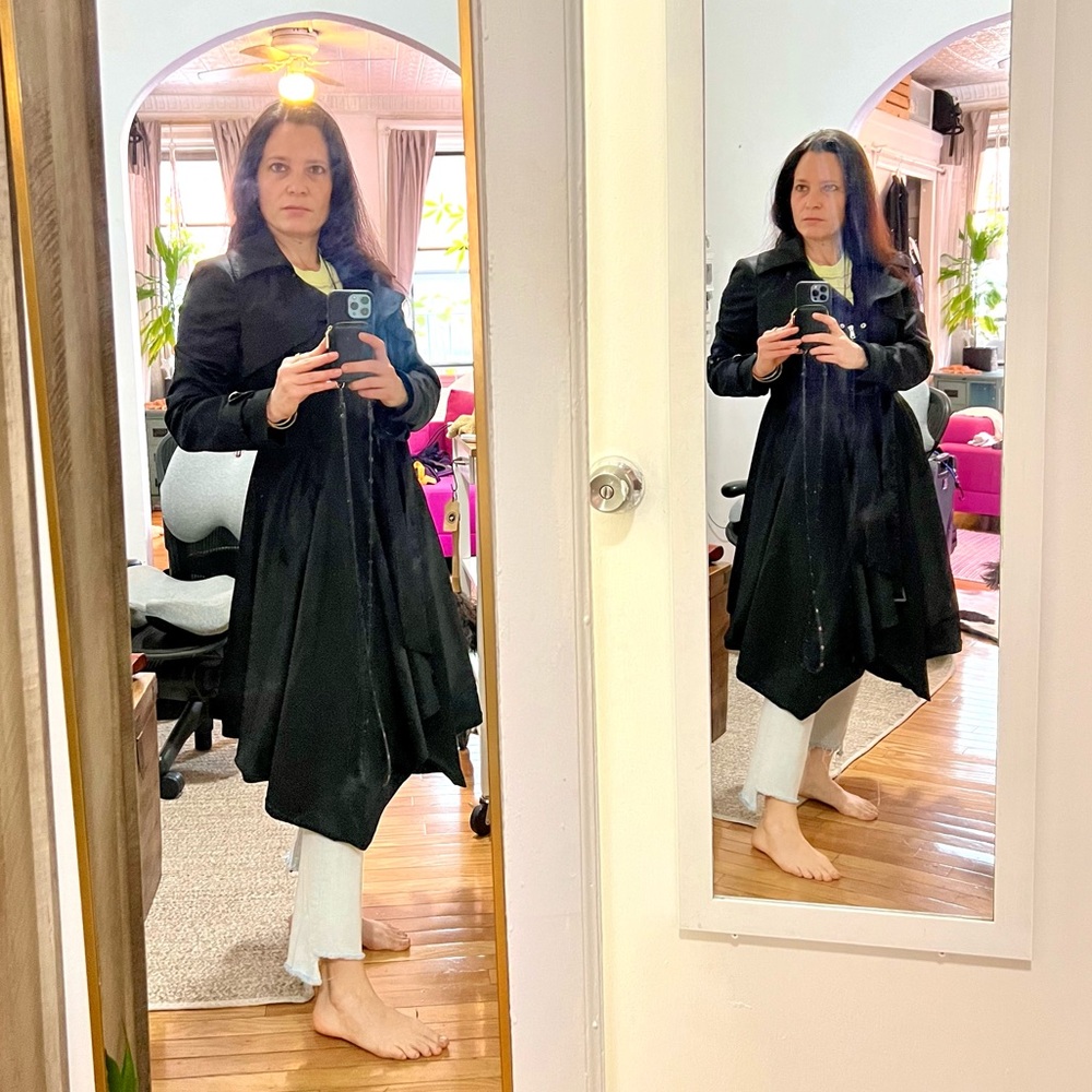 Beutifull Bebe coat for fancy evening out